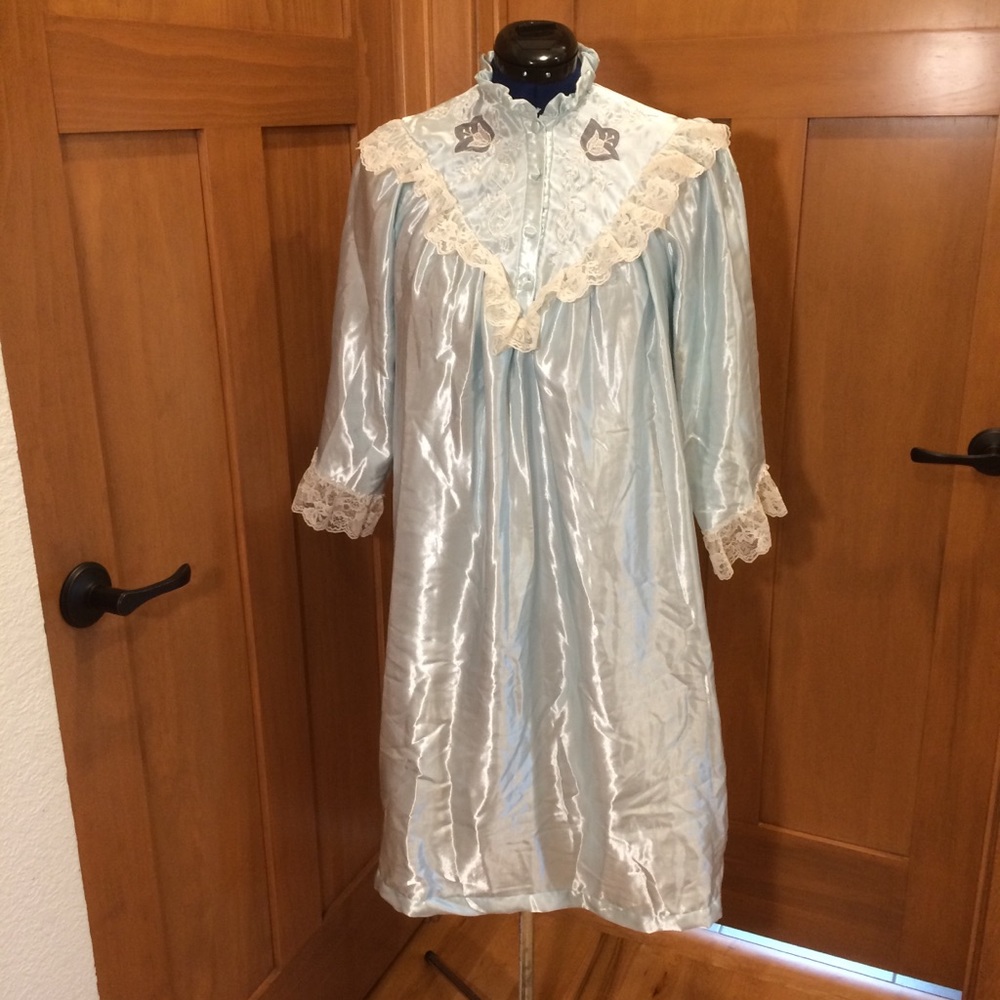 Ilise Stevens Aqua and Ivory Lace Embellished Flannel-lined Sateen Night Gown